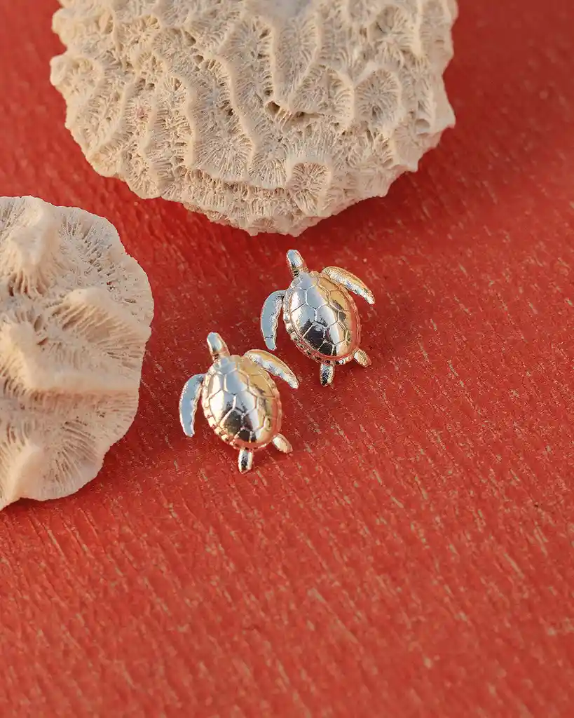 Luna Mar Aretes Turtle Reef Plateados