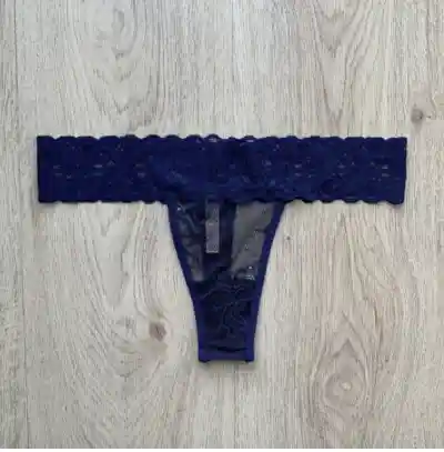 Tanga Encaje Azul Oscuro – Talla Única