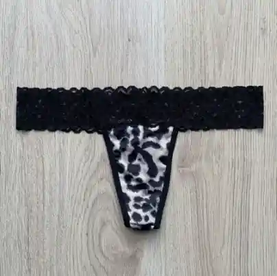 Tanga Encaje Animal Print Gris – Talla Única