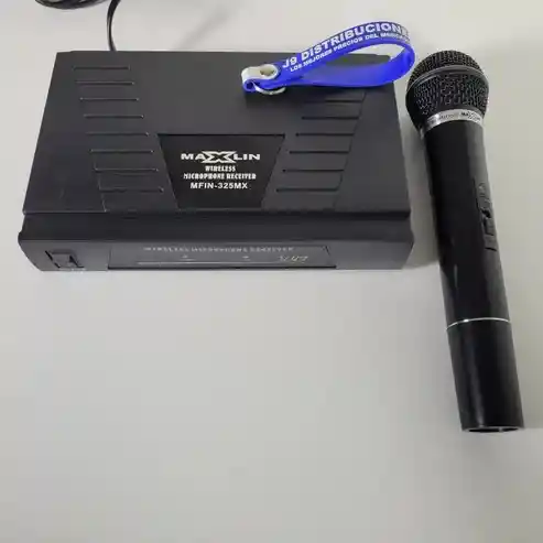 Microfono Inalambrico Con Base Maxlin