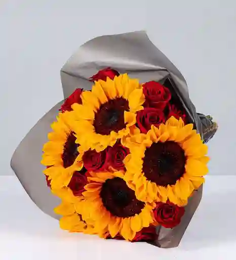 Bouquet Rosas Girasoles