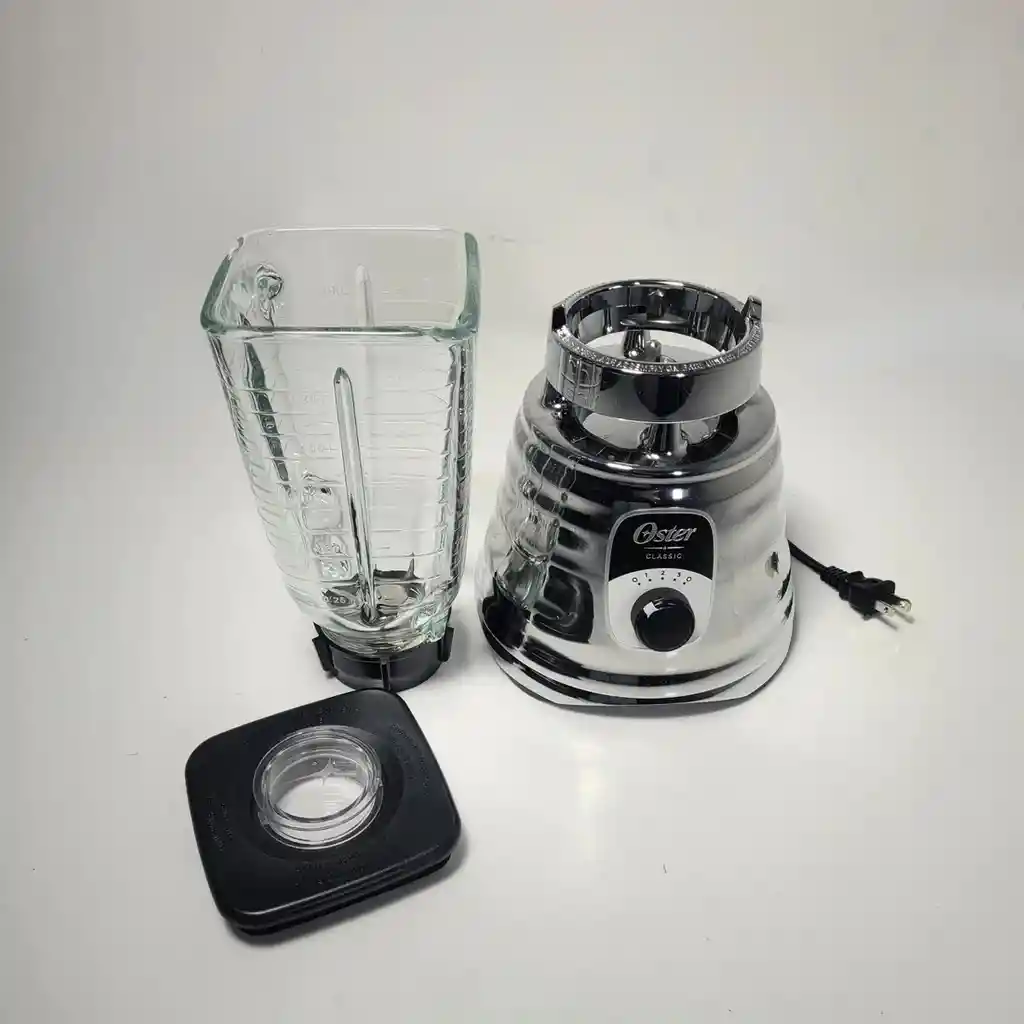 Licuadora Oster 700w