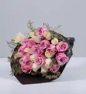 Bouquet De Rosas Moradas