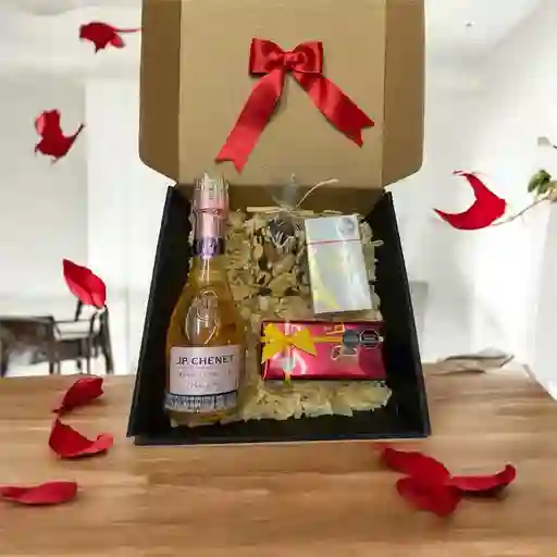 Detalle Ancheta Dia De La Mujer Caja Festiva Chic - Detalle Que Enamora