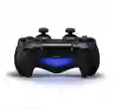 Combo Control Inalámbrico Ps4 + Cargador De 4 Pilas Beston Negro