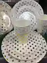 Set De Platos Grandes Y Mediano X10 + Vasos + Cubiertos Diseños Puntos Dorados O Plateados