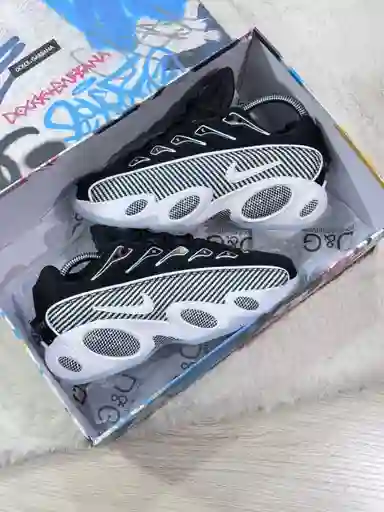 Tenis Nike