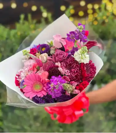 Ramo De Flores Surtidas Magia Púrpura
