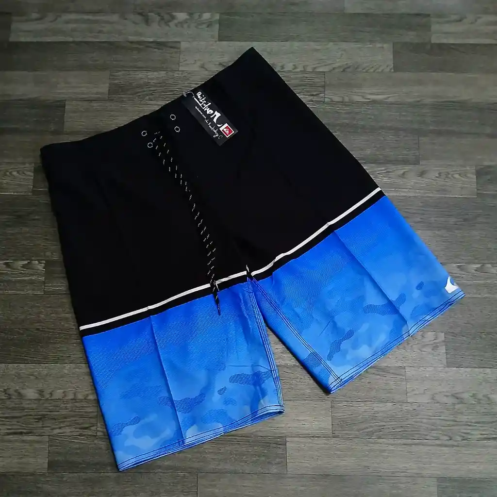 Bermuda Playera