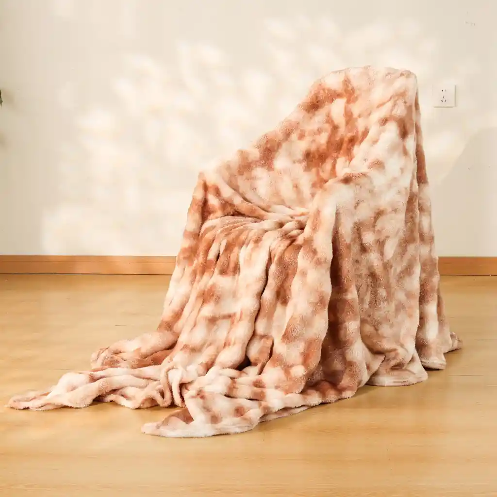 Cobija Alaska Multicolor 180*200cm Blanco Con Café