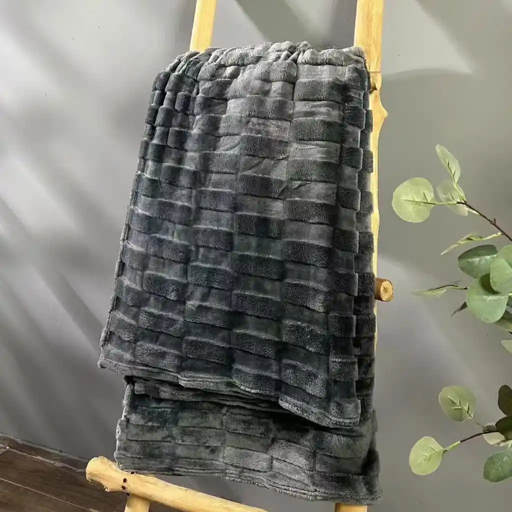 Cobija Textura Boreal Negra Grande