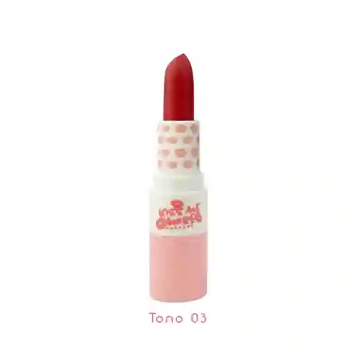 Labial Matte Kiss Me More Purpure Tono 3