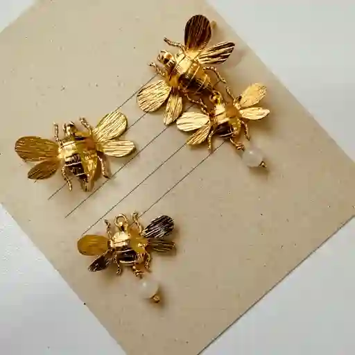 Aretes Insectos