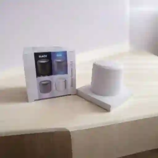 Mini Parlante Inalámbrico Bluetooth Portátil Super Sonido M2 / V5.0 Blanco