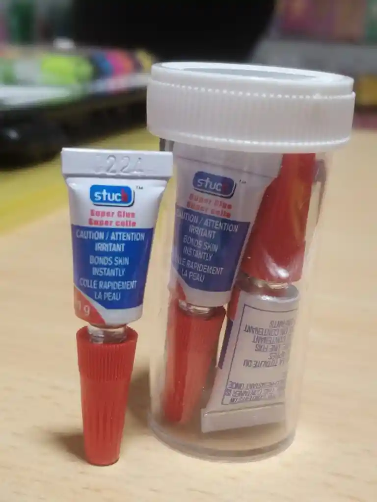 "super Glue X4 ¡la Unión Que Lo Arregla Todo!"