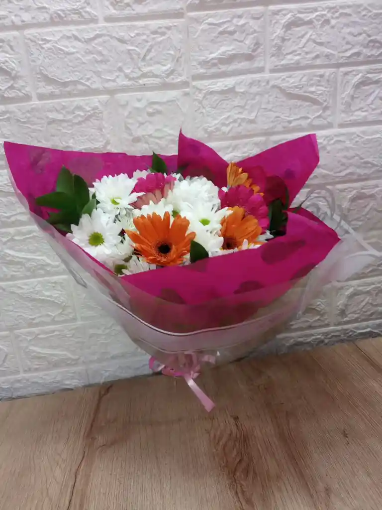 Ramo De Margaritas Y Gerberas Eco