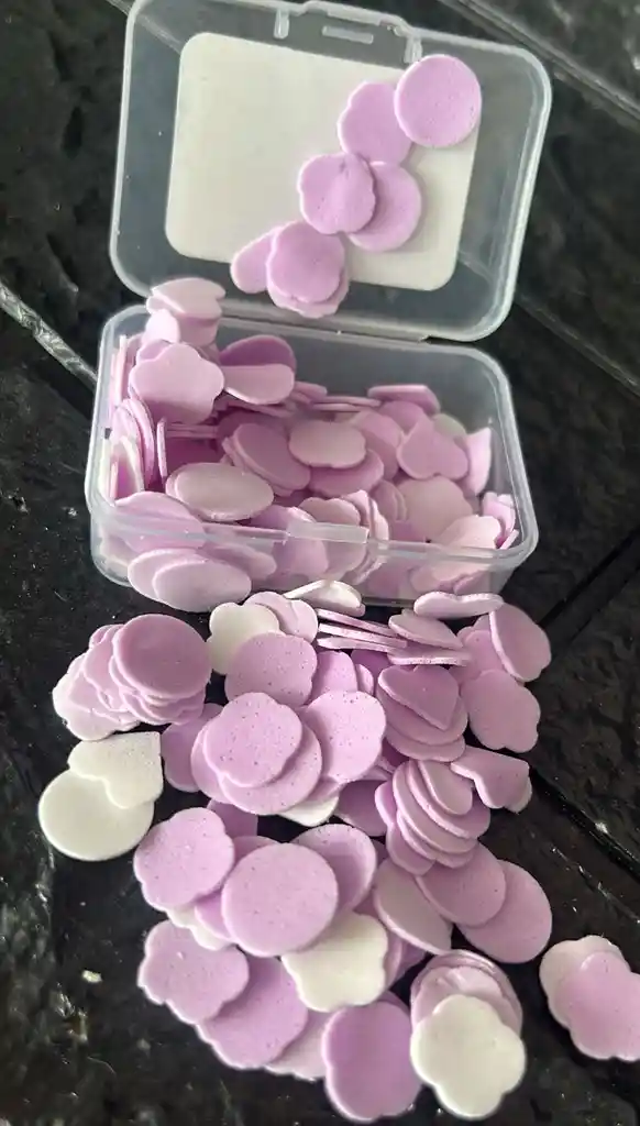 Jabon En Petalos Morados Caja Cuadrada