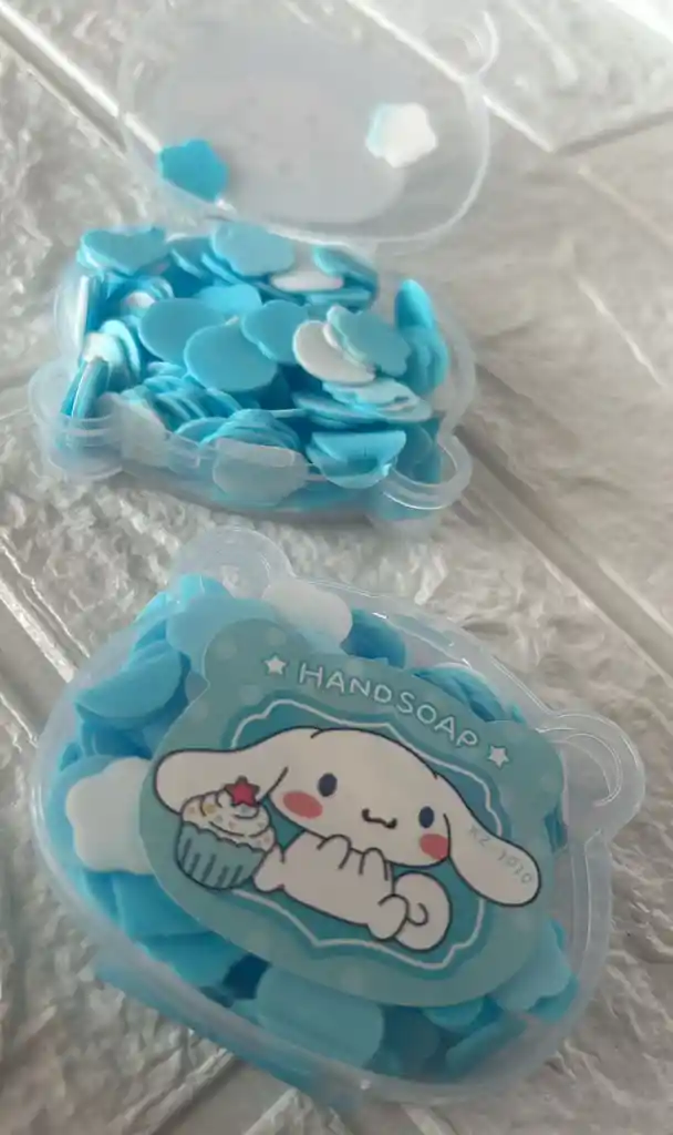 Jabon En Petalos Azules Figuras