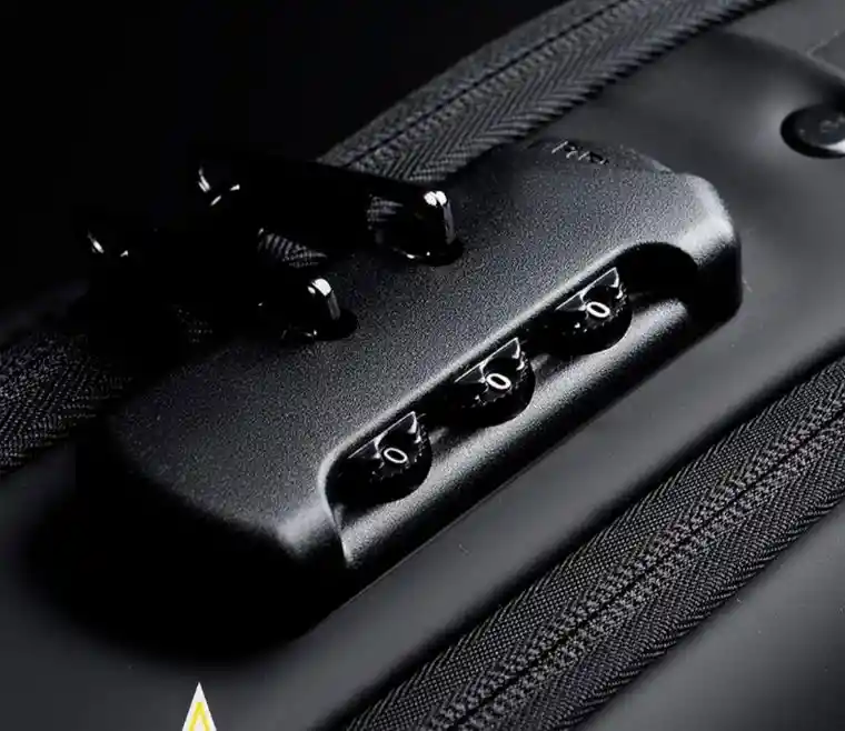 Bolso Manos Libres Tipo Pechera Antirrobo Y Puerto Usb