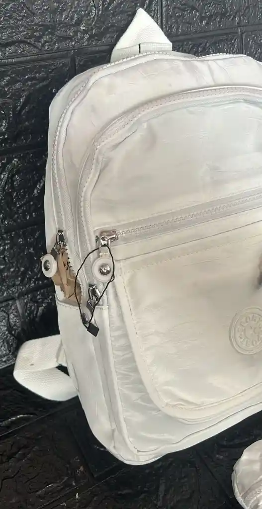 Maletin Escolar Dama O Niña 4 Bolsillos Pequeño Blanco + Cartuchera Y Monedero / Bolso