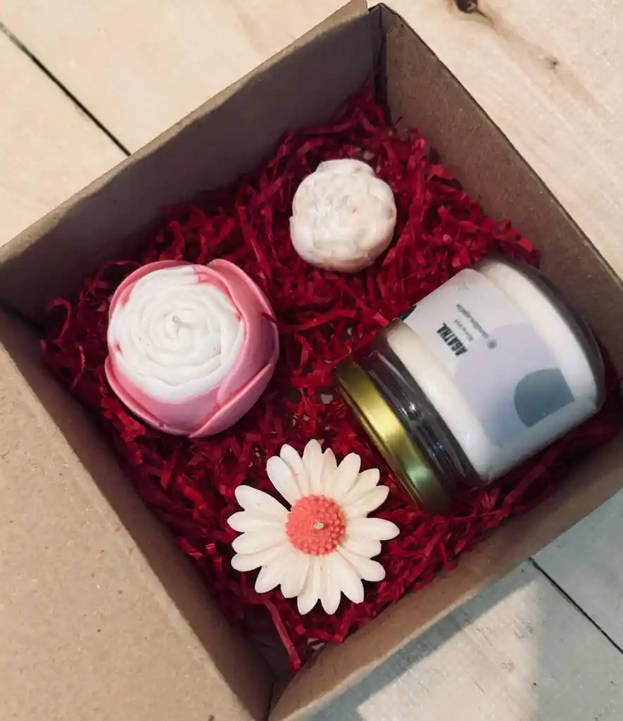 Caja De Velas "esencia Floral Tropical" - Con Aroma