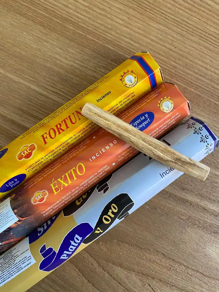 Kit Opulencia (inciensos X 60 Varitas + Palo Santo)