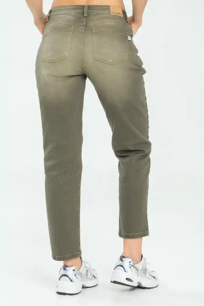 Jeans Mom Militar Color Verde Medio Talla 6