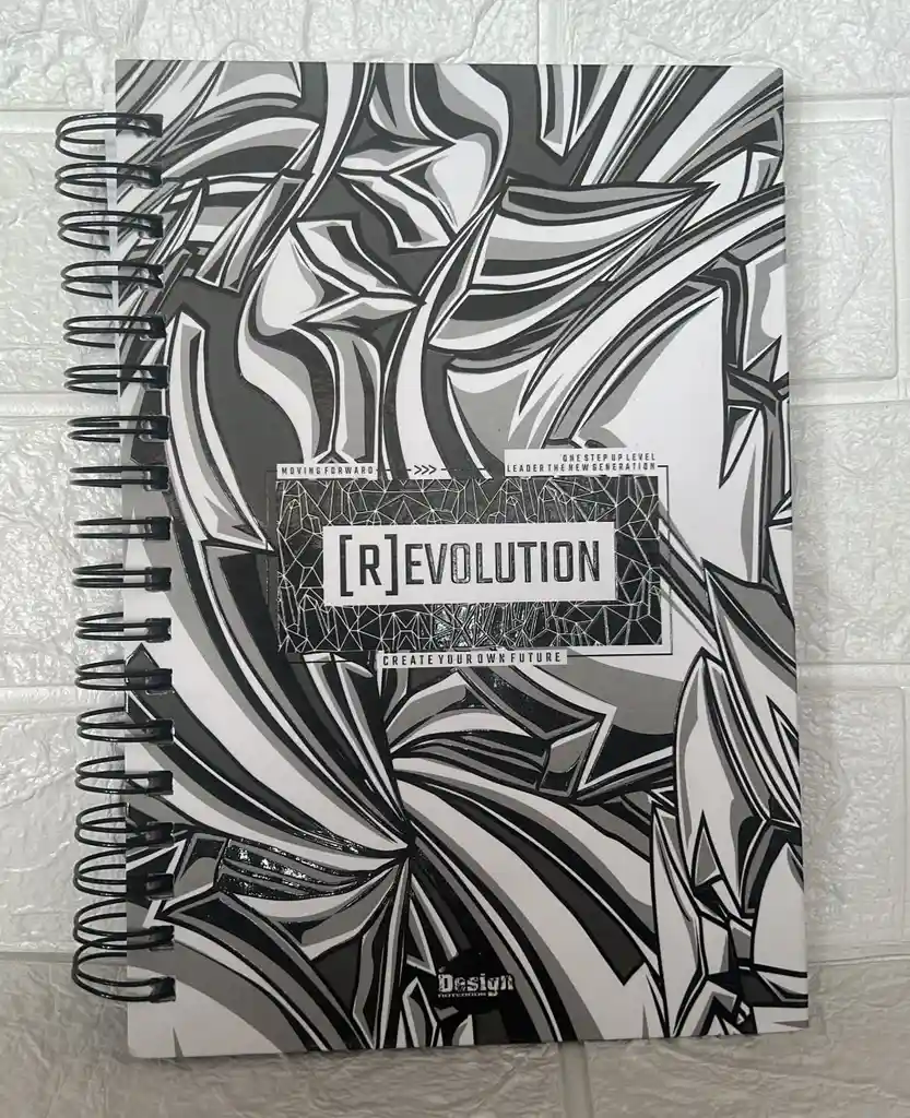 Cuaderno 7 Materias Pequeño Caballero Cuadriculado Lukis