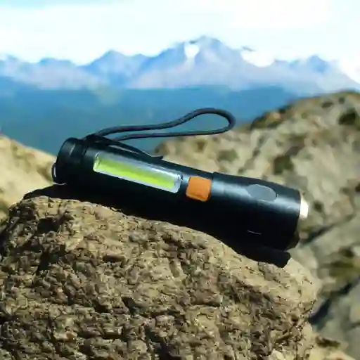 Linterna 5 Modos De Luz, Recargable, Usb Con Zoom Xpe-cob