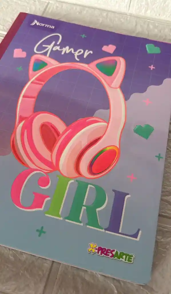 Cuaderno Cocido 100 Hojas Doble Linea Niña Expresarte Norma Con Stickers