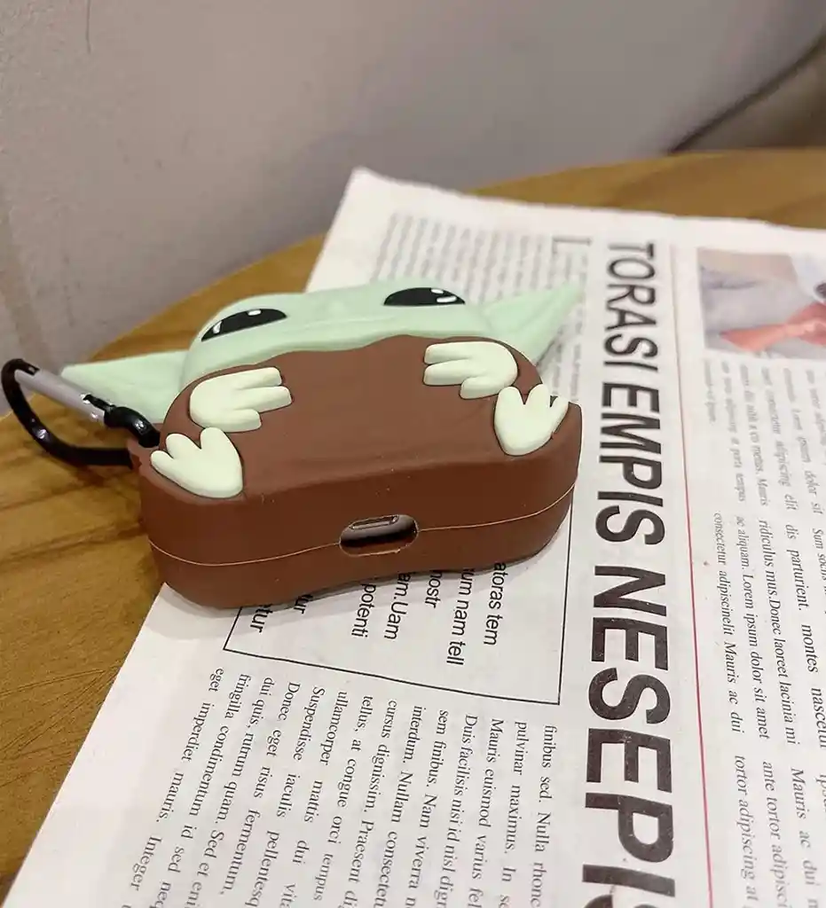 Funda Protector Forro Audífonos Airpods Pro 2 Apple Baby Yoda