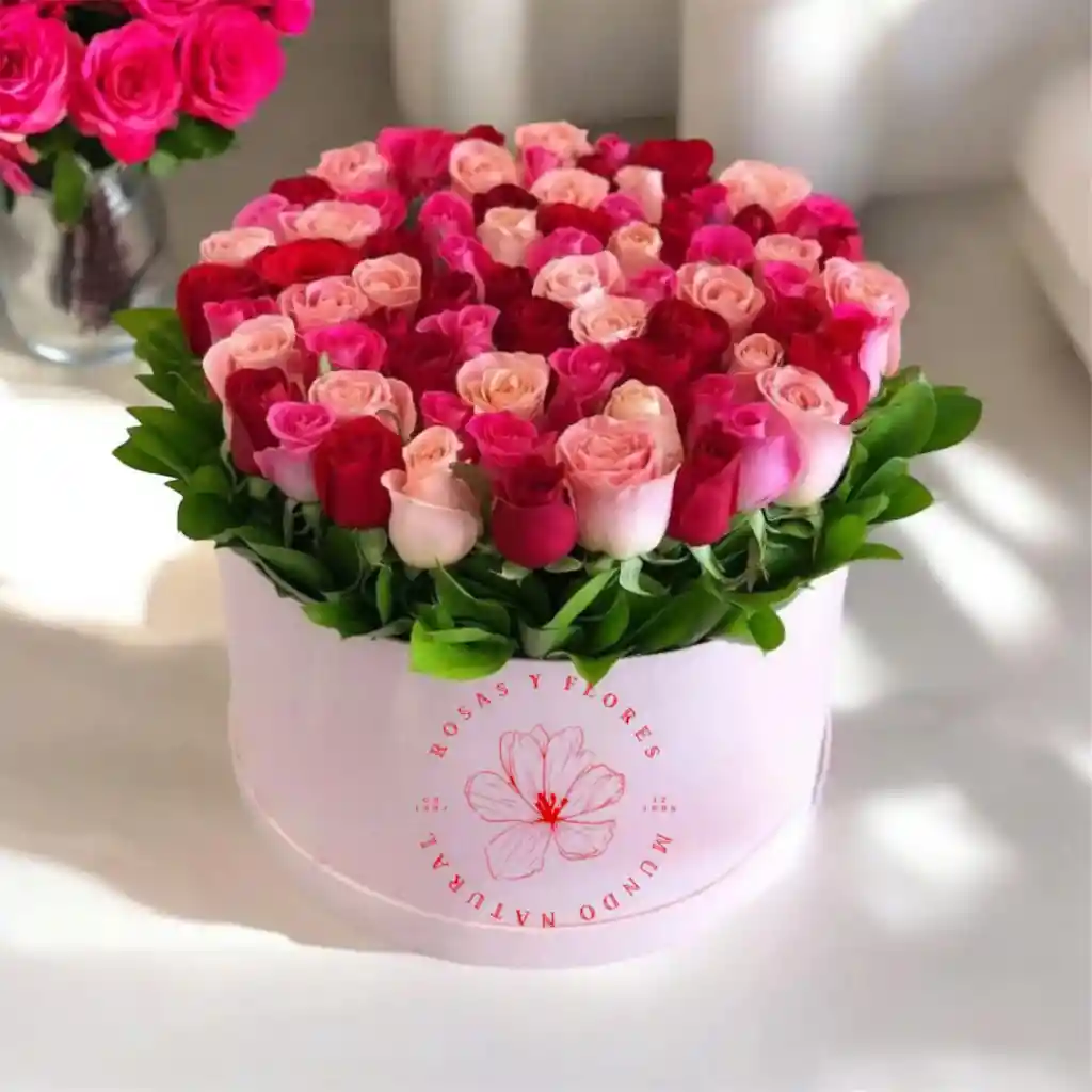 Caja De Flores De 60 Rosas Surtidas