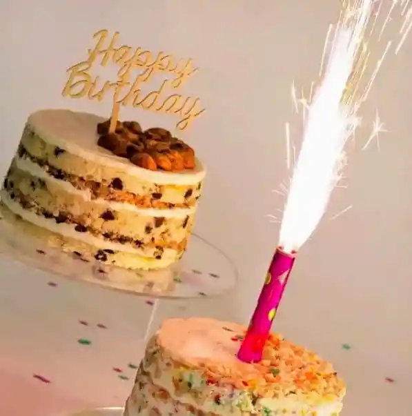 Vela Volcan Para Cumpeaños De 12cm X1 Unidad