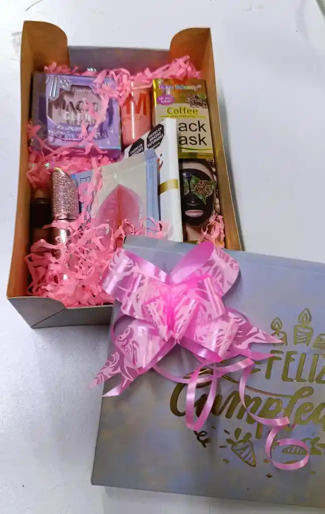 Ancheta Regalo De Maquillaje Con Chocolates