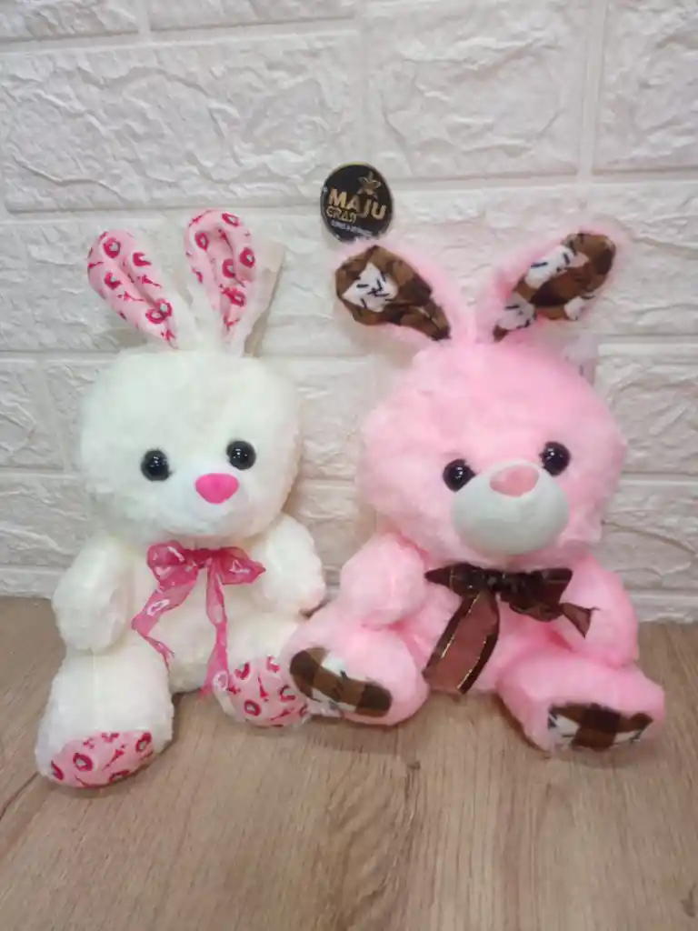 Conejo Peluche De 20cm