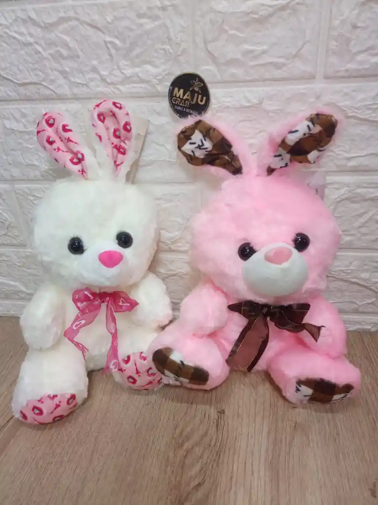 Conejo Peluche De 20cm