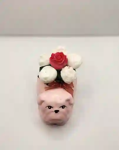 Porcelana Bulldog Con Mini Rosas En Cera De Soja