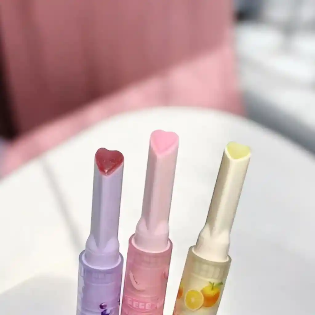 Labial Click Gloss