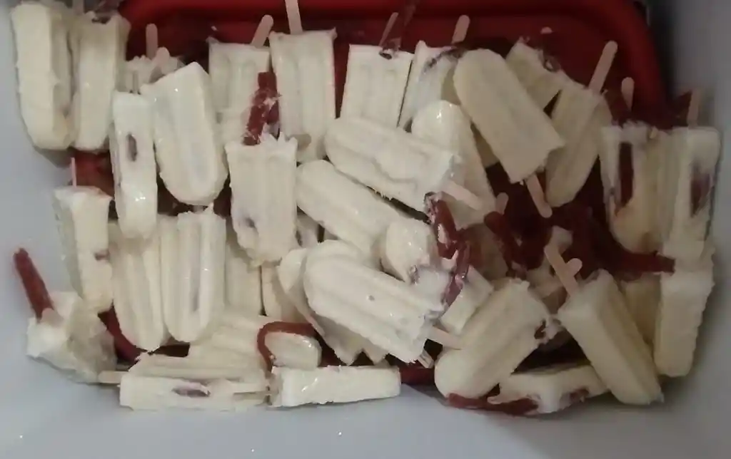 Paleta De Queso Con Bocadillo