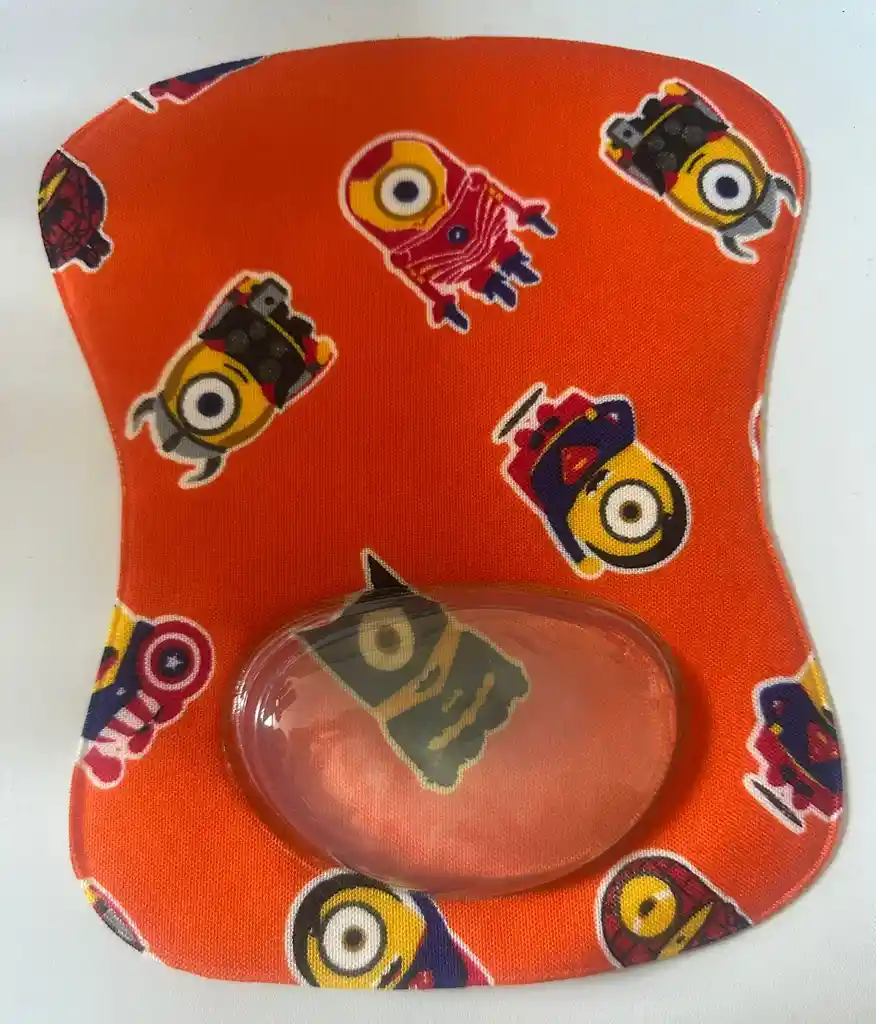 Pad Mouse Con Soporte En Gel Diseño Ergonómico - Minions