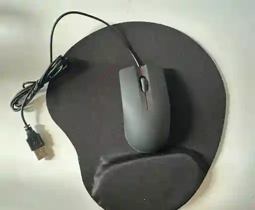 Combo Mouse Y Pad Mouse Con Gel Ergonómico Negro