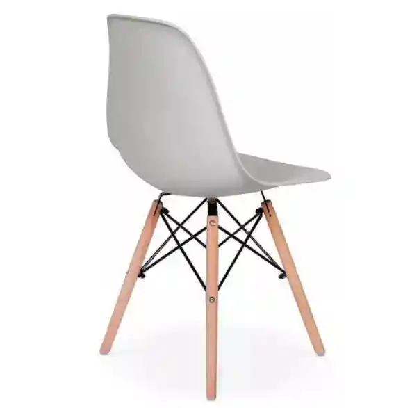 Silla Moderna Plástica Con Patas En Madera Gris
