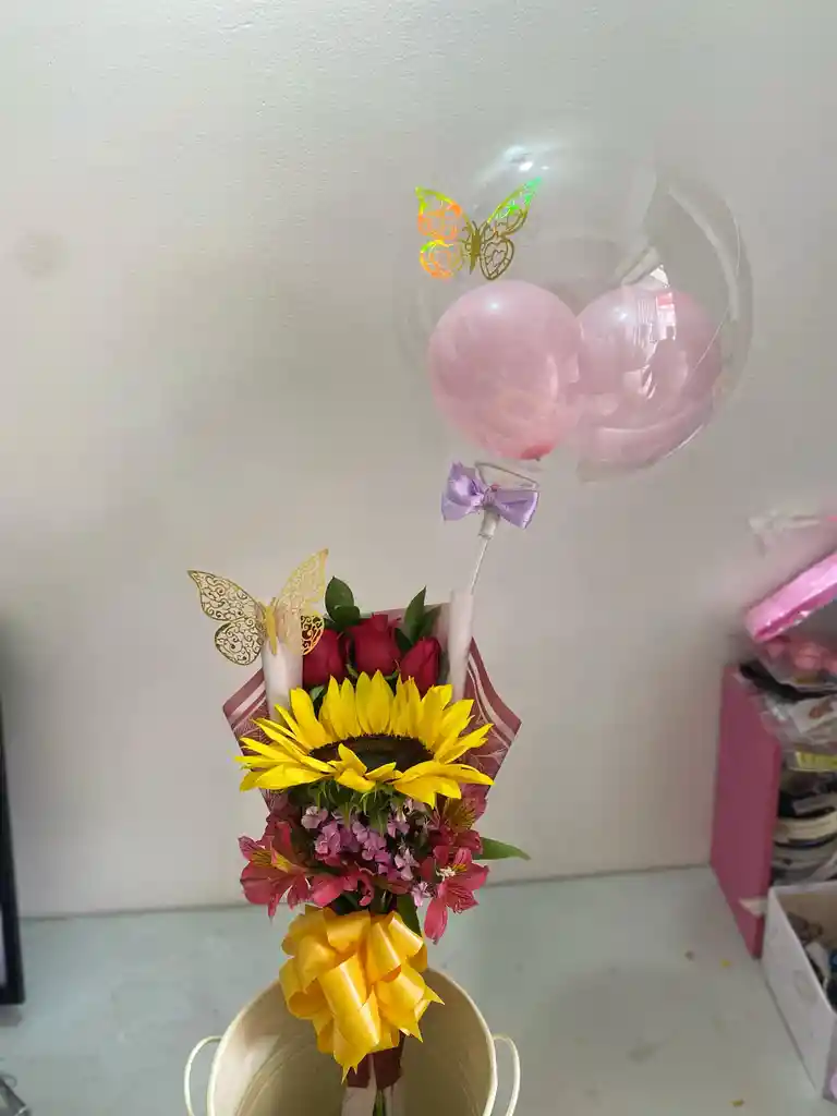 💐 Ramos Ramillete De Flores 1 Girasol + 3 Rosas + Globo Personalizado