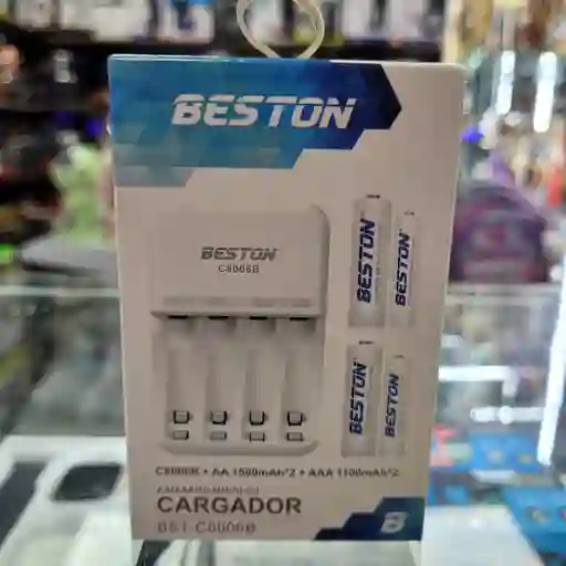 Cargador Con Pilas Aa Y Aaa