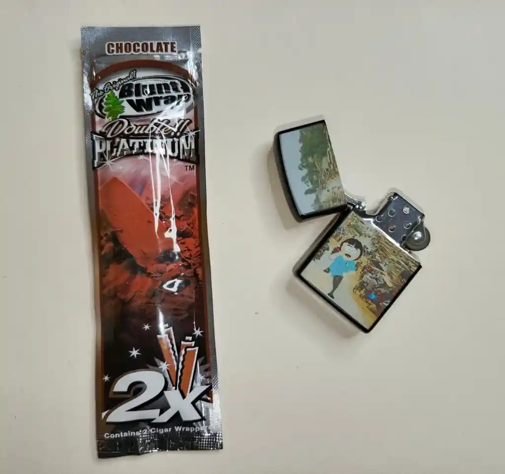 Combo: Rolling Papers+zippo