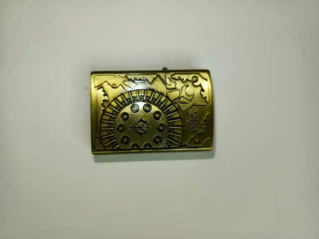 Zippo Dorado