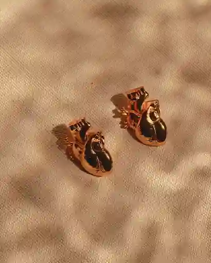 Luna Mar Aretes Arte Mini Dorados