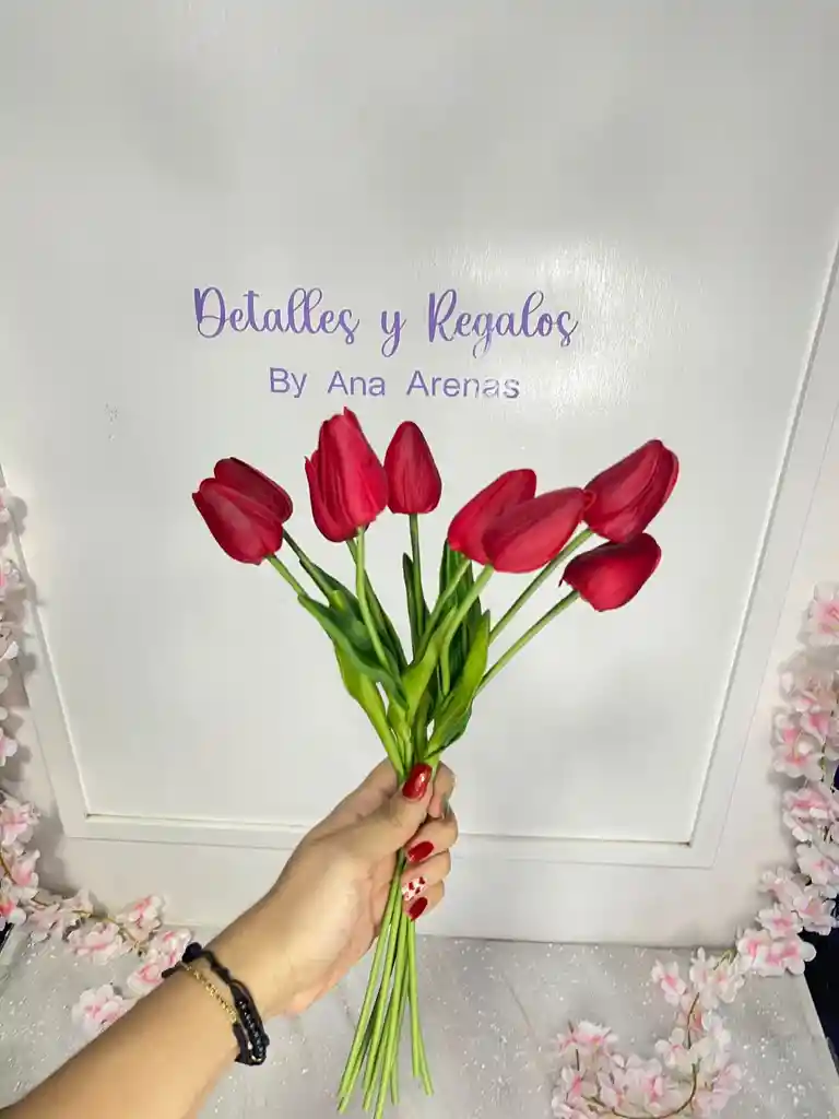 Ramo De 12 Tulipanes Artificiales 🌹