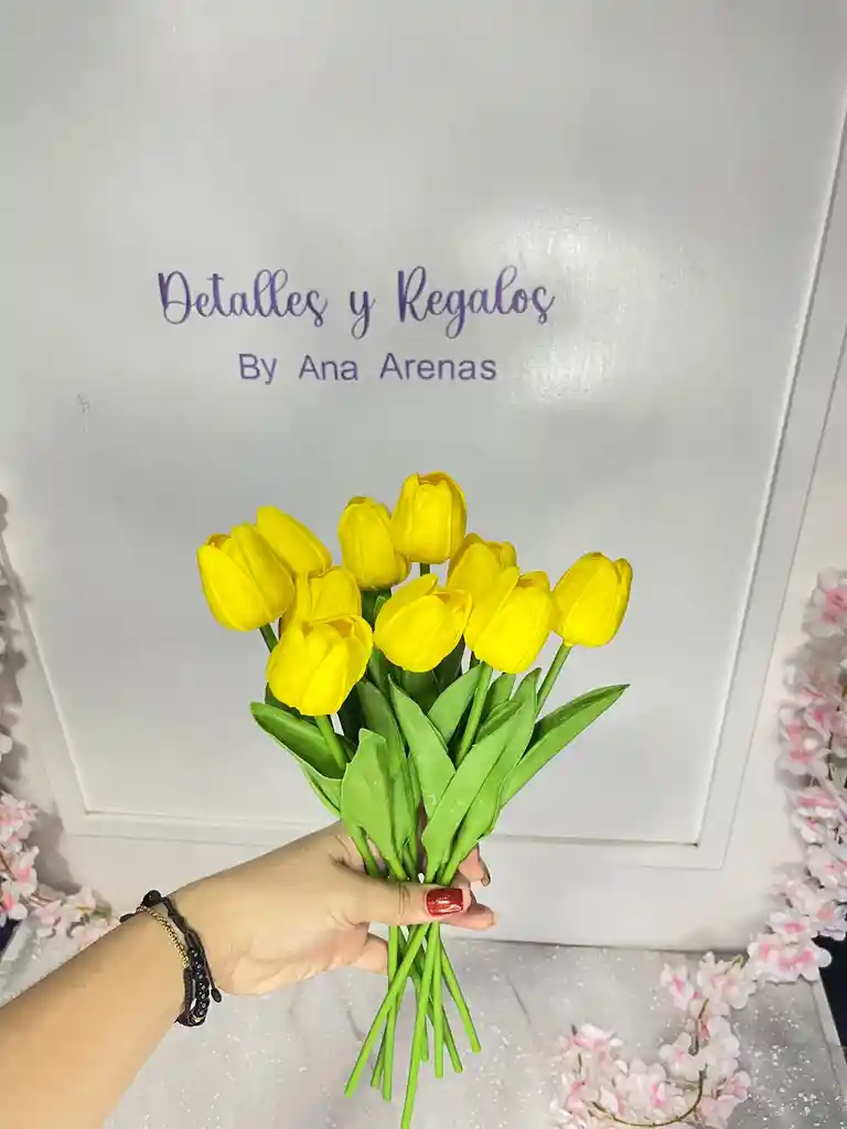 Ramo De 12 Tulipanes Artificiales 🌹