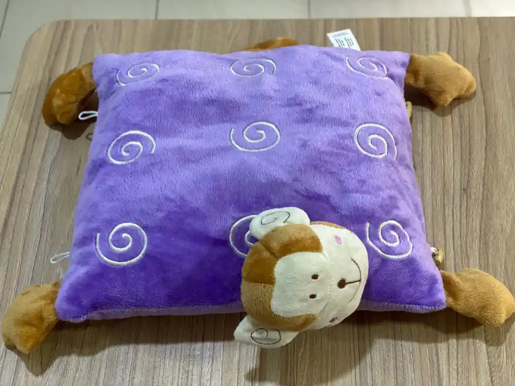 Almohada Personajes